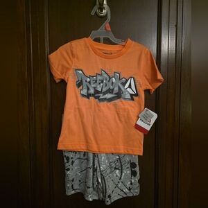 NWT REEBOK 2Pc Set - Orange / Gray